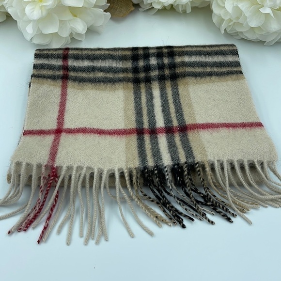 Belle France 100% cashmere scarf - Picture 1 of 4